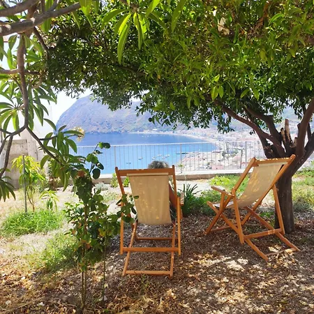 Hébergement de vacances Con Giardino E Vista Panoramica